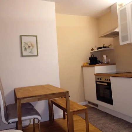 Daire Goessl, Und Doppelzimmer *