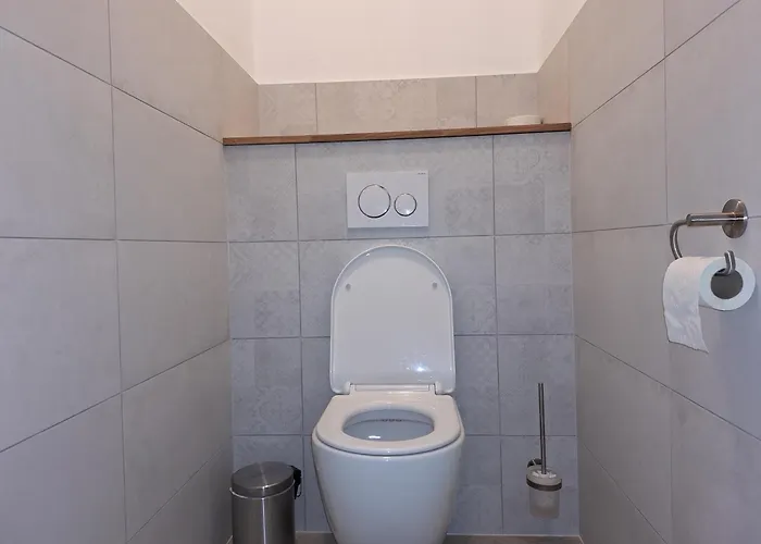 Goessl, Und Doppelzimmer * 玛利亚采尔