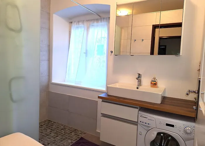 Goessl, Und Doppelzimmer * 玛利亚采尔